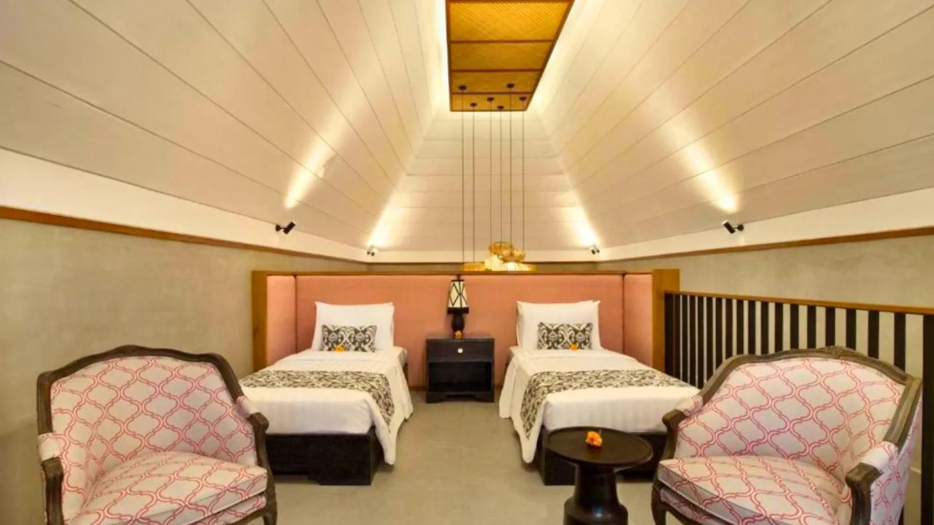Luxury 2Br Private Pool Loft Forest Zn54 أوبود فيلة
